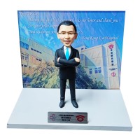 CP09 香港陶偶設計公司｜度身訂造Figurine，香港禮物訂製，人像公仔、人形公仔、Q版公仔、畢業公仔、榮休禮物、退休禮物、Farewell 禮物、移民禮物、水晶打印